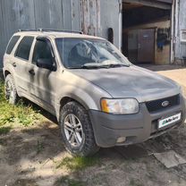 Ford Escape 2.0 MT, 2001, 300 000 км, с пробегом, цена 270 000 руб.