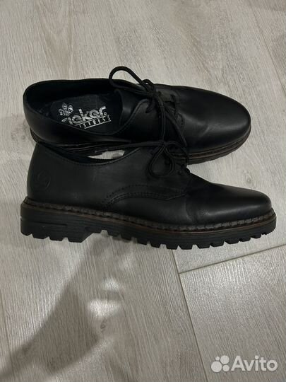 Лоферы женские