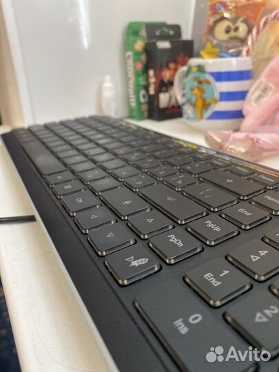 Клавиатура с подсветкой синего цвета