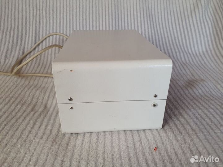 Аппарат для педикюра и маникюра с пылесосом