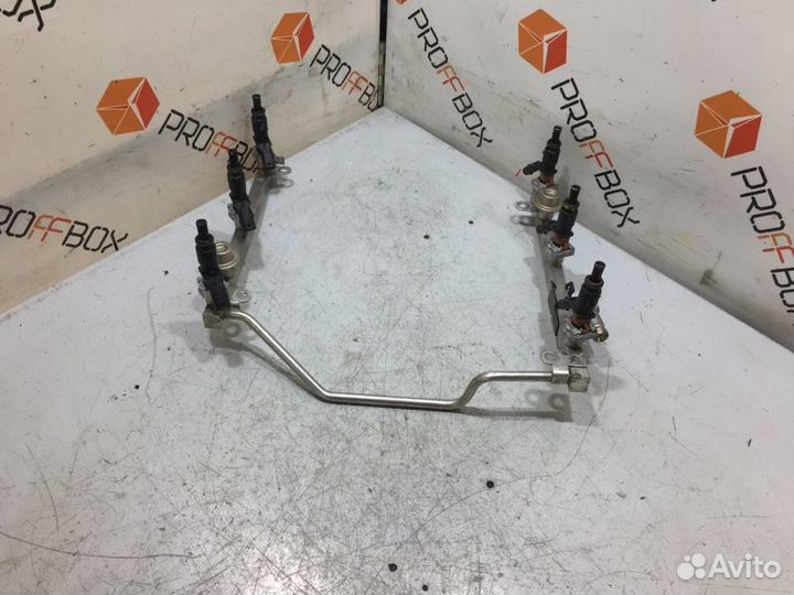 Топливная рампа Mercedes C-Class W203 M272 3.0I