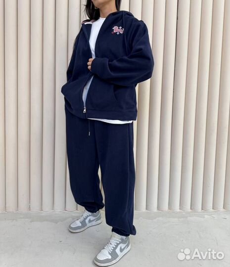 Спортивный костюм