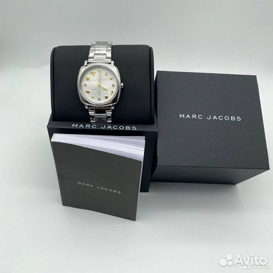 Наручные женские часы marc jacobs