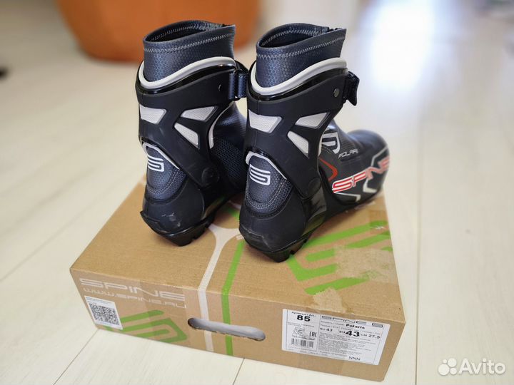 Лыжные ботинки Spine