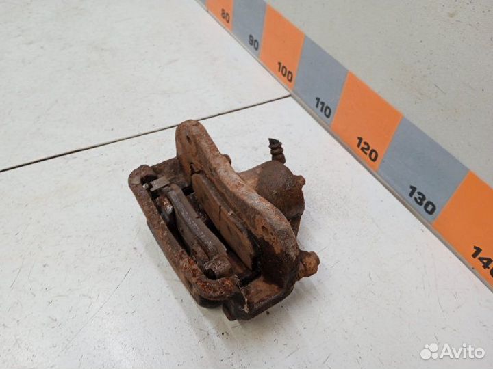 Суппорт передний левый Hyundai Sonata 4 G4GC