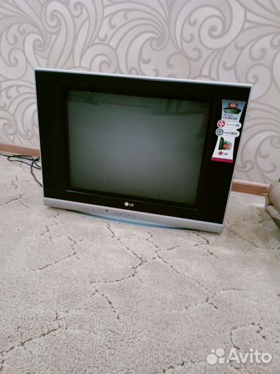 Продам телевизор бу