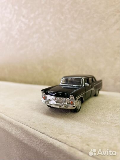 Модели автомобилей 1 18