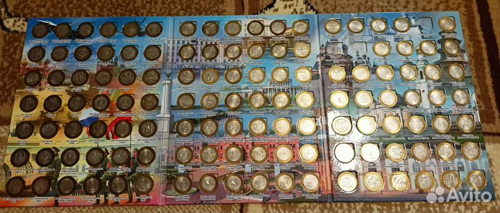 Альбом 10 рублевых монет биметалл