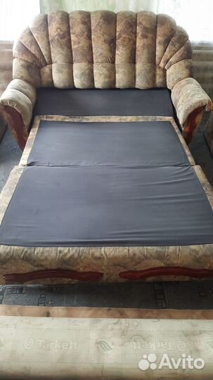 Диван и два кресла