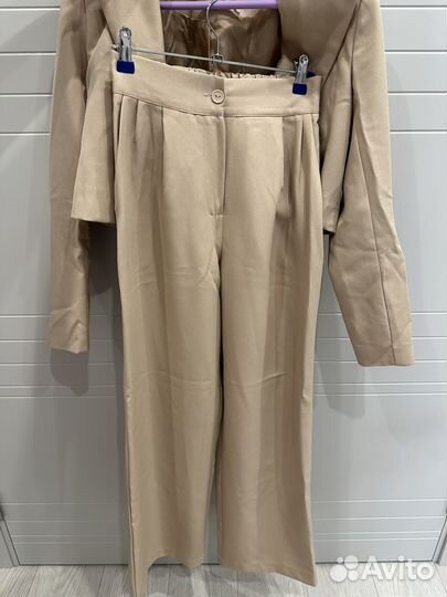 Костюм брючный