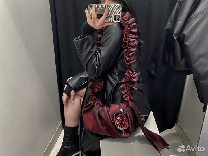 Дизайнерская атласная сумка