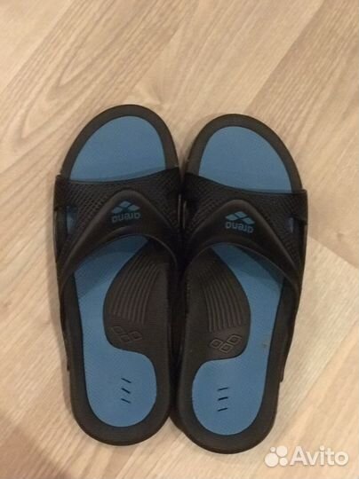 Тапочки для бассейна