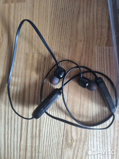 Беспроводные наушники JBL 125BT