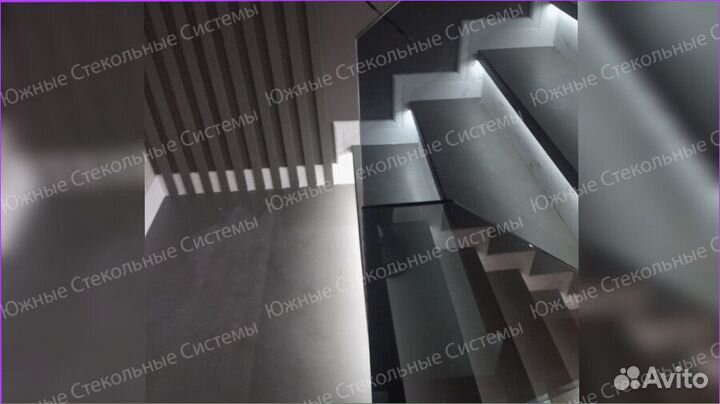 Перила для лестницы из стекла