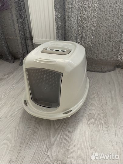 Закрытый туалет для кошек