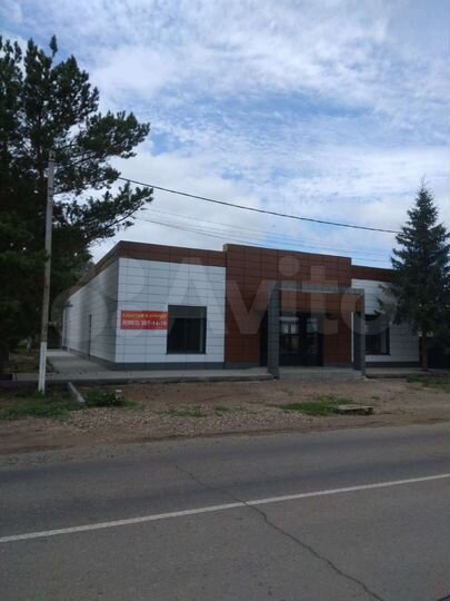 Здание, 400 м²