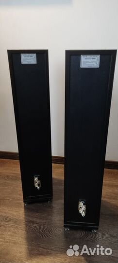 Акустические колонки Wharfedale Diamond 230