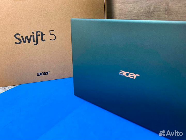 Acer Swift i5/Intel/8 озу/512 GB SSD/14.0