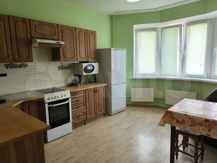 2-к. квартира, 62 м², 9/9 эт.