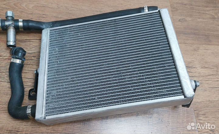 Радиатор системы охлаждения универсальный на корч