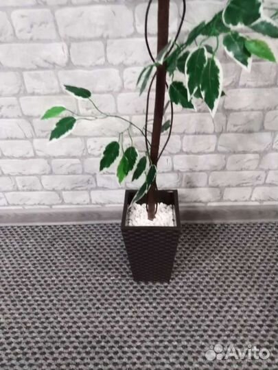 Декоративное искусственное растение пальма дерево