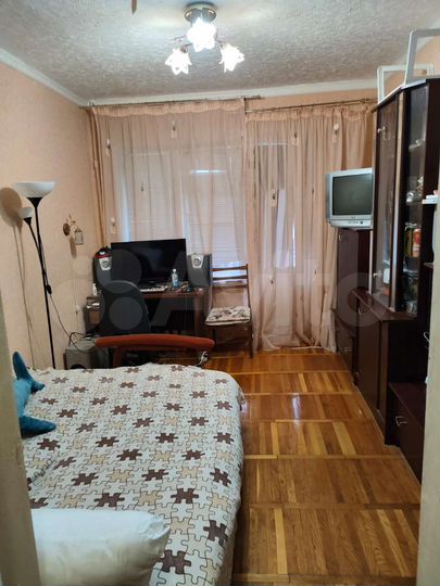 3-к. квартира, 102 м², 4/5 эт.