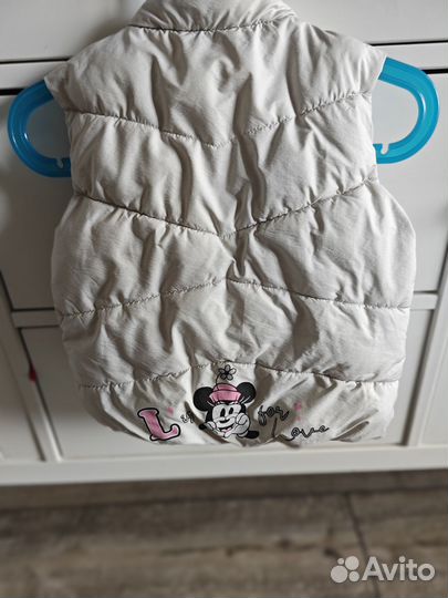 Жилетка для девочки C&A