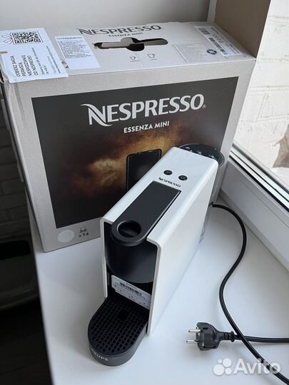 Krups Nespresso Essenza mini новая оригинал белая