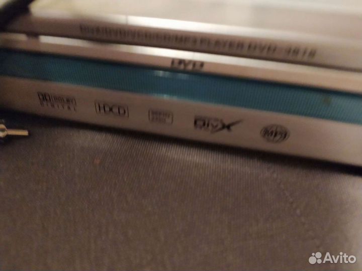 DVD плеер с фильмами и играми