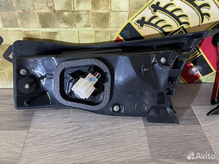 Оригинал Фонари задние внутренние Mazda CX-5 II 17