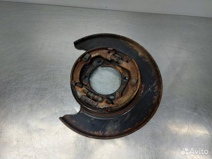 Тормозной щит задний левый Hyundai Santa Fe 3 DM