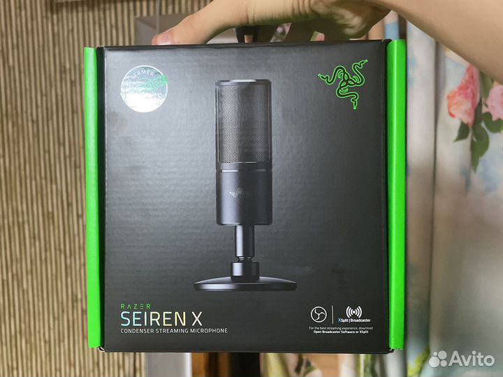 Микрофон для стриминга Razer Seiren X