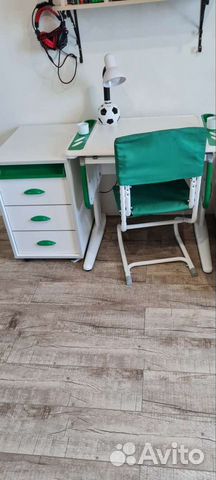 Школьная парта дэми