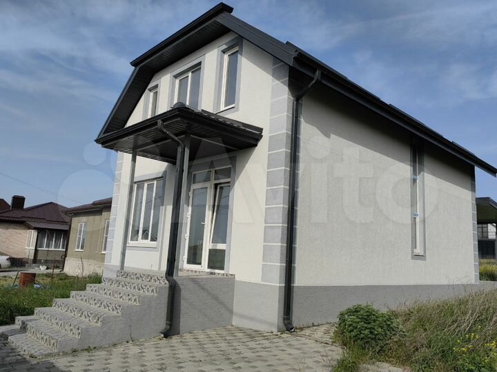 Дом 171 м² на участке 8,1 сот.