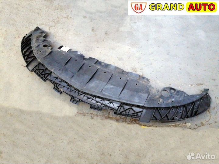 Пыльник бампера передний Mercedes-Benz W176