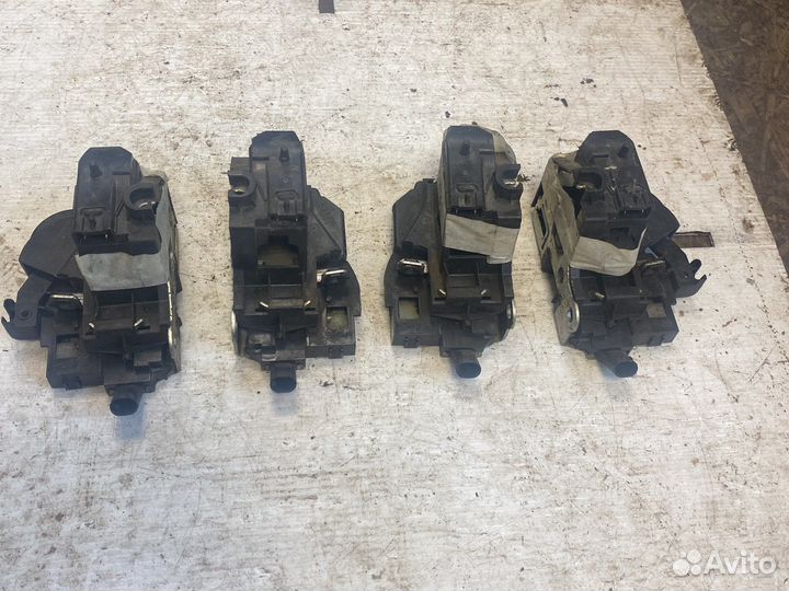 Замок двери Chery Bonus a13