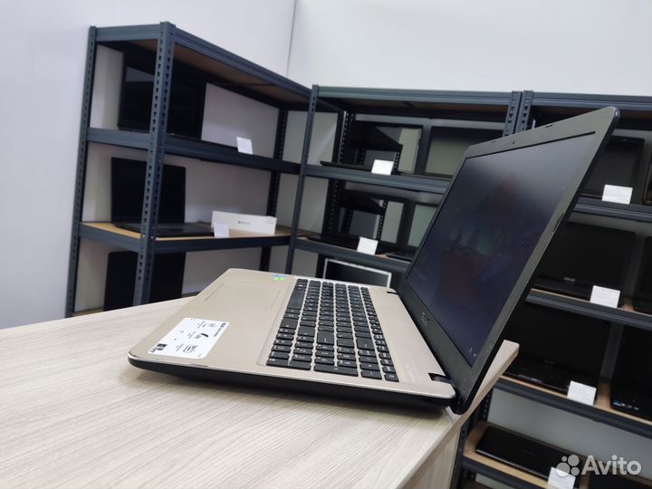 Asus X540L (ssd/8gb/дискретное GPU)