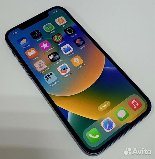 iPhone 12, 64 ГБ