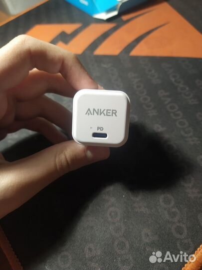 Зарядное устройство для iPhone Anker
