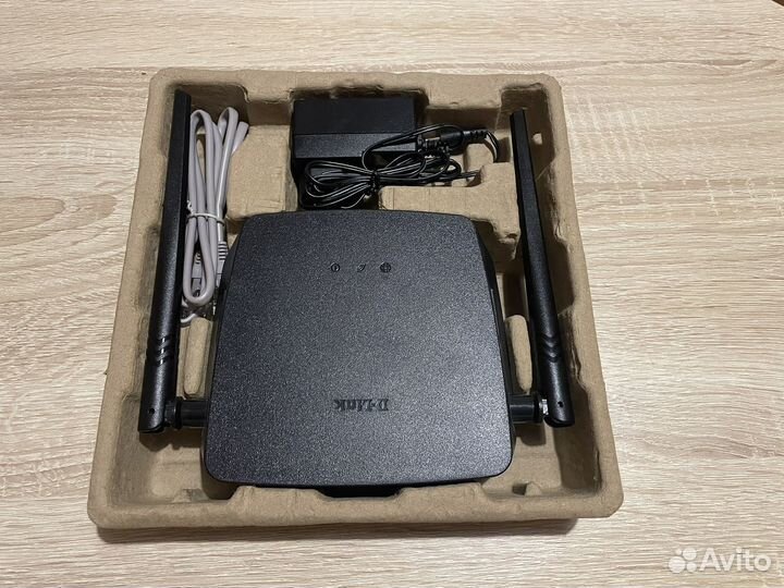 Wifi роутер D-Link Dir-615