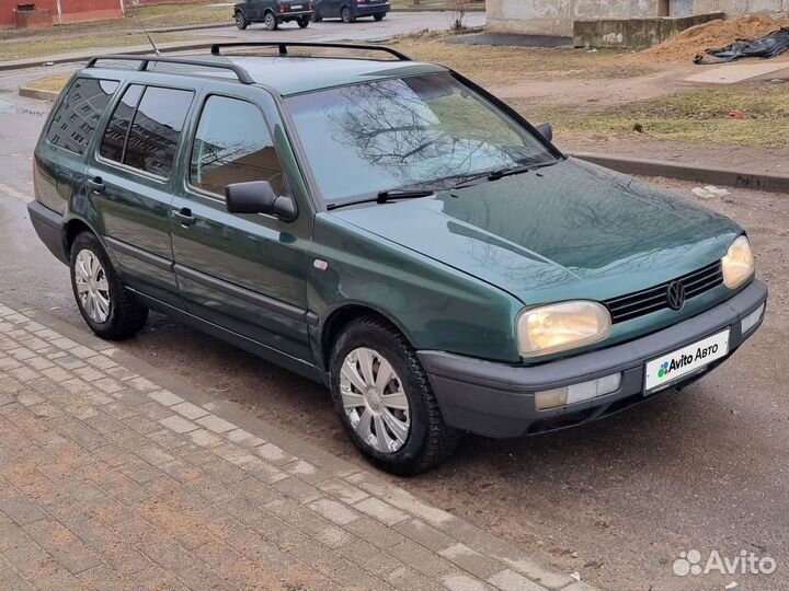 Volkswagen Golf 1.6 МТ, 1997, 280 000 км