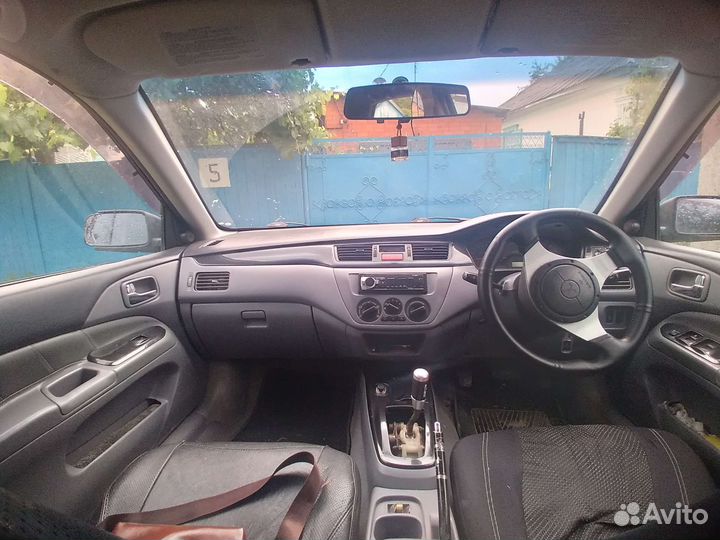 Mitsubishi Lancer 1.6 МТ, 2002, 27 000 км