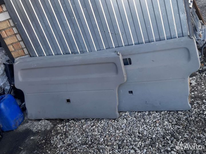 Обшивка крышки багажника Фольксваген Т4 T4