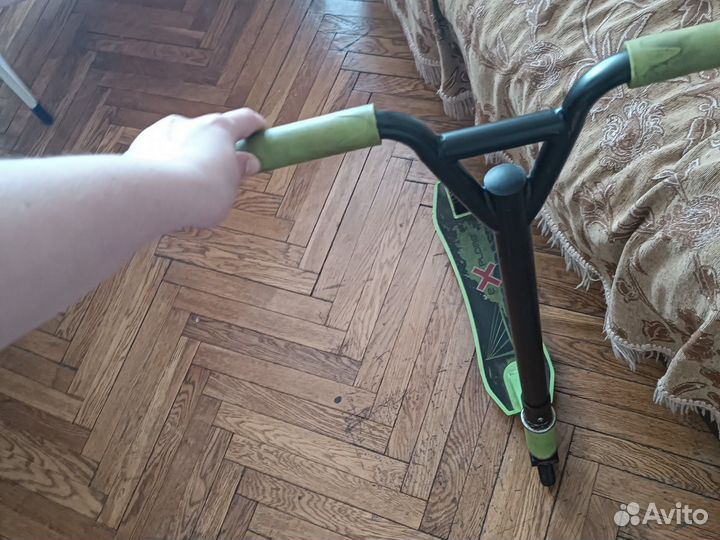 Трюковой самокат