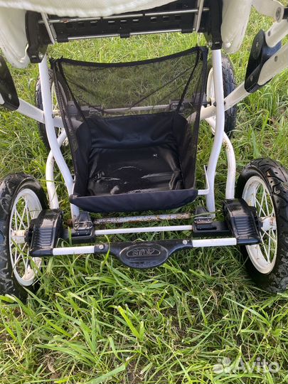 Коляска 2 в 1; кроватка и стульчик