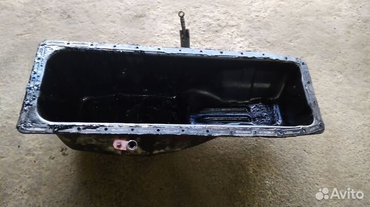 Поддон двигателя Giga (94) 10PD1 16.7d б/у