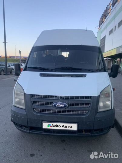 Ford Transit микроавтобус, 2012