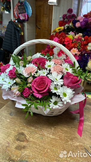 Корзина с цветами
