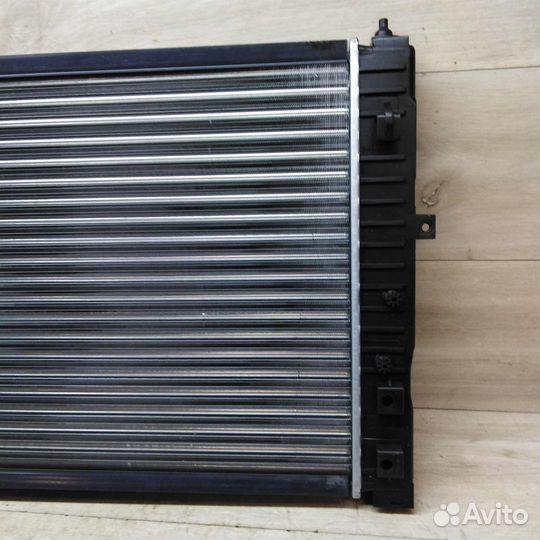 Радиатор основной Volkswagen Passat B5 Audi A4 B5