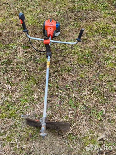 Триммер бензиновый хускварна